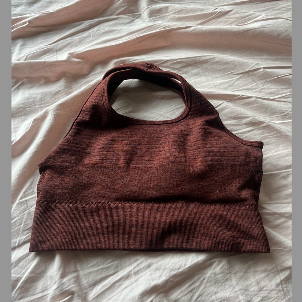 Alphalete Revival Vault Sports Bra